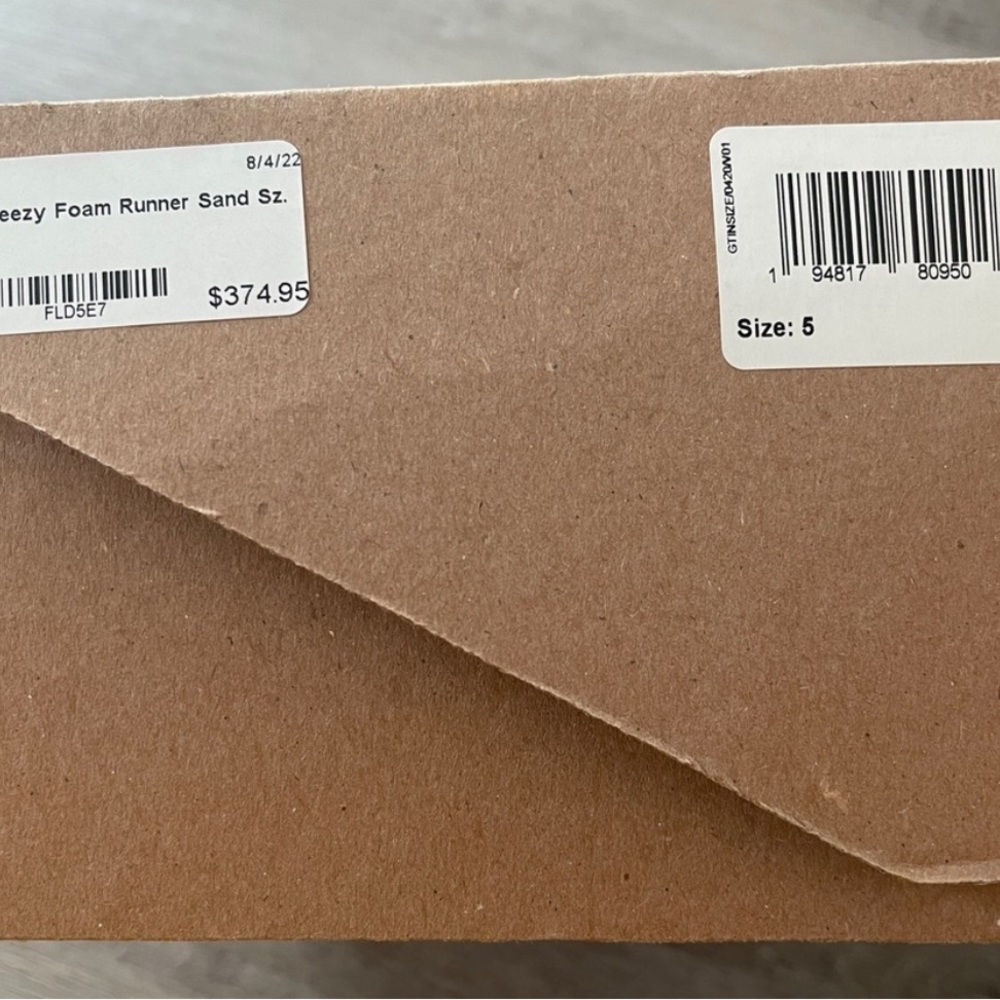 Yeezy foam runners Shoes - Picture 3 of 3